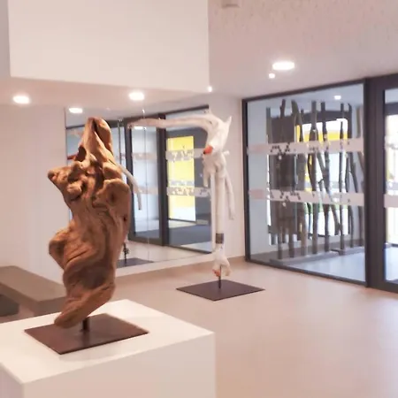 Superbe Neuf Avec Terrasse Et Parking Prive شقة